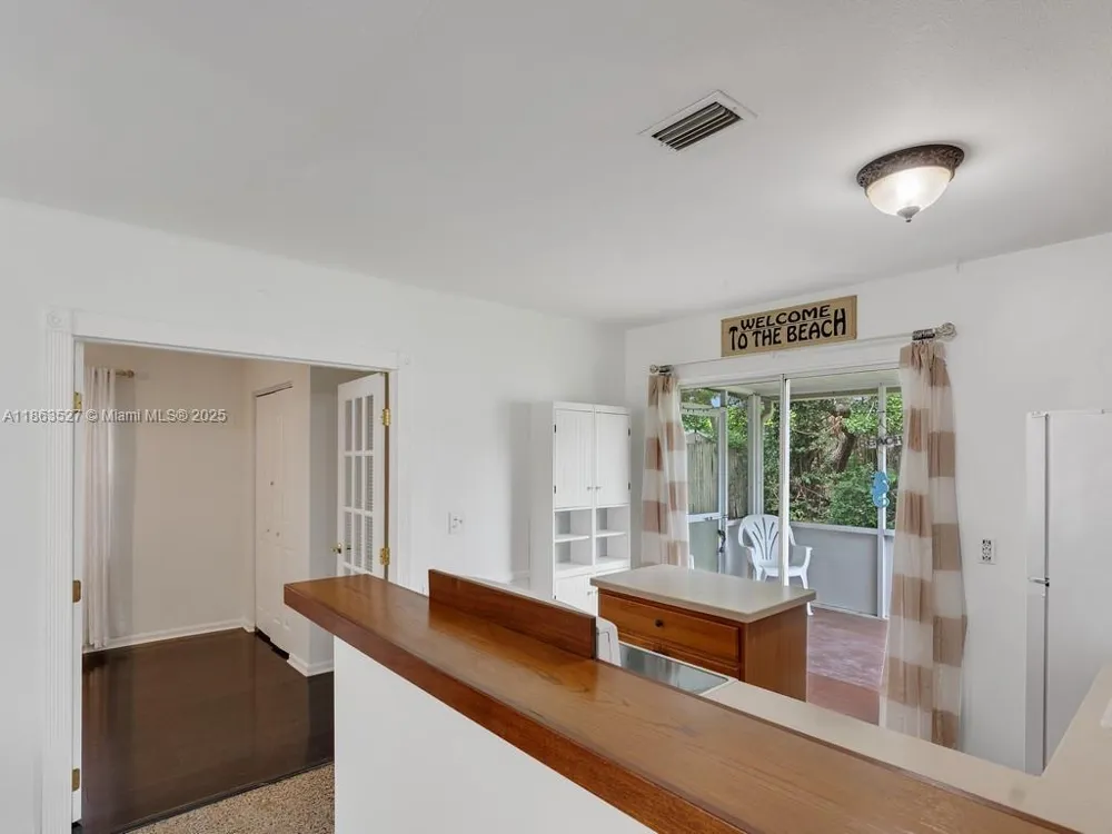1650 5 Ave Vero Beach, FL 32960