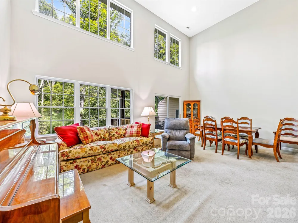 83 Farm Lane Mills River, NC 28759
