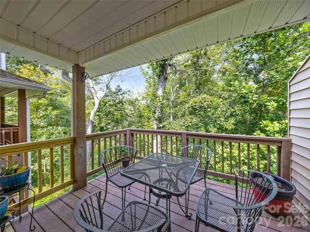 83 Farm Lane Mills River, NC 28759