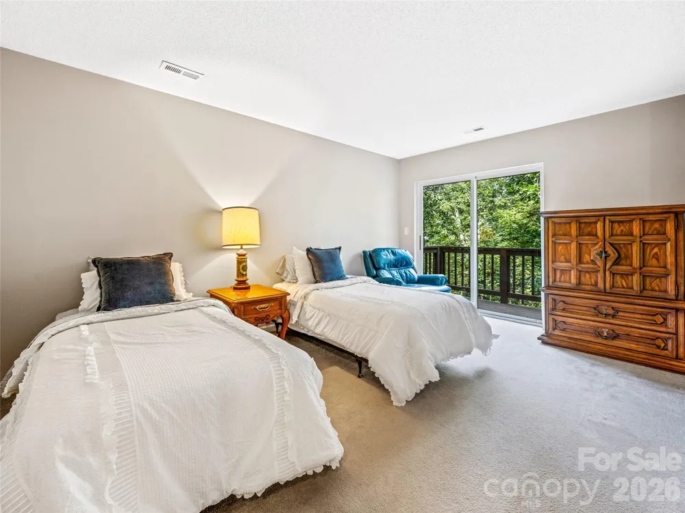83 Farm Lane Mills River, NC 28759
