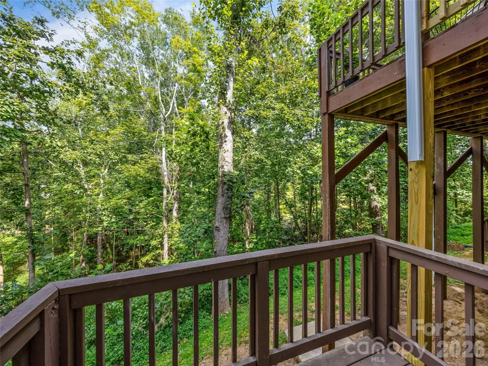 83 Farm Lane Mills River, NC 28759