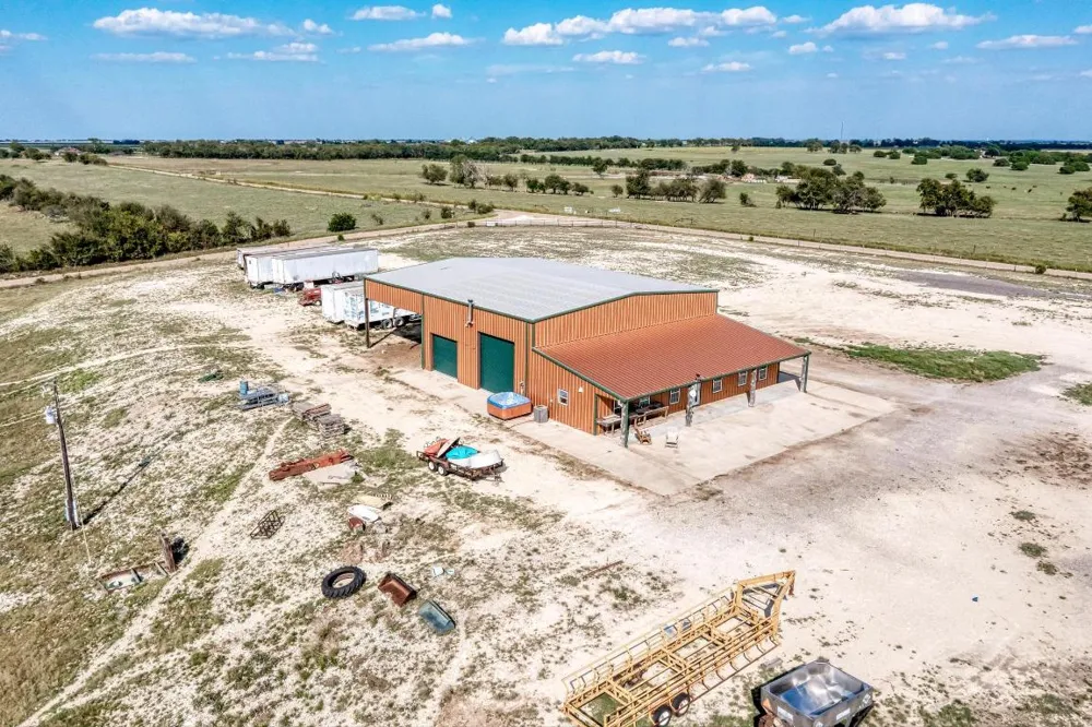 1155 County Road 304 Oglesby, TX 76561