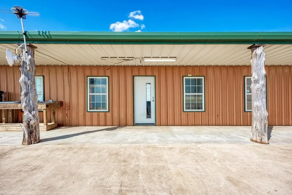 1155 County Road 304 Oglesby, TX 76561