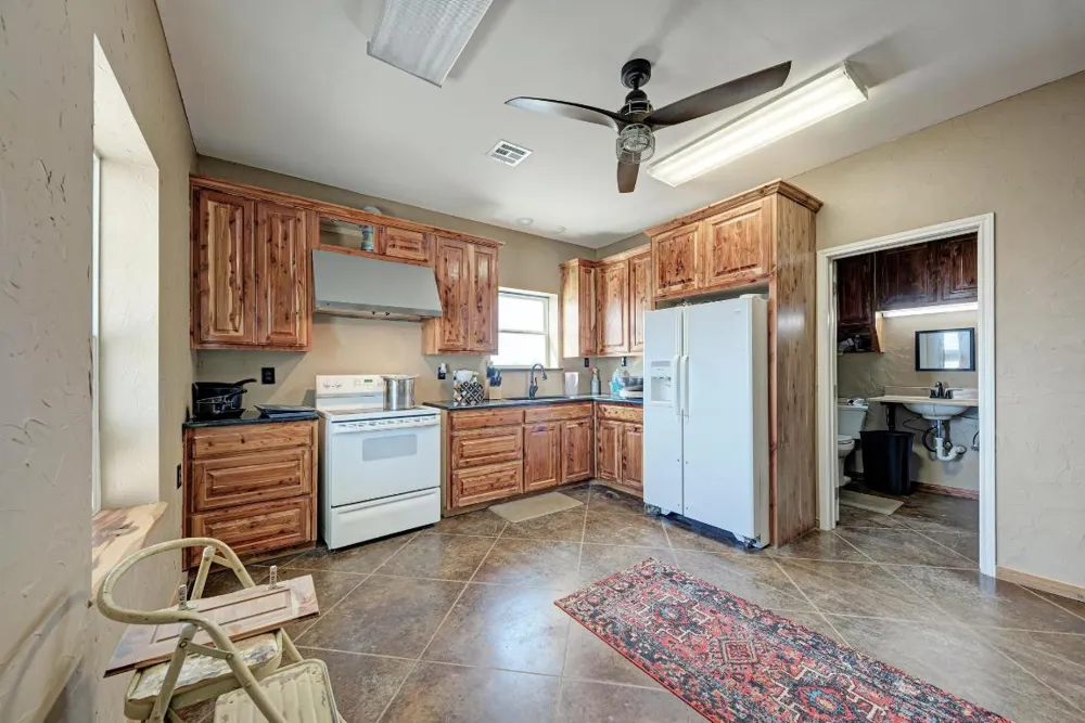 1155 County Road 304 Oglesby, TX 76561