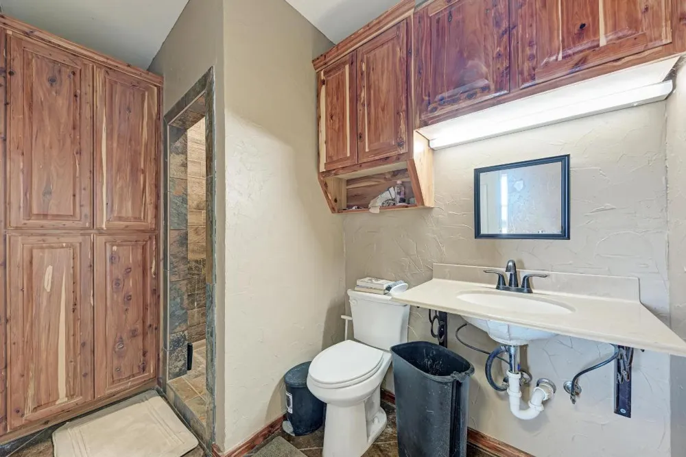 1155 County Road 304 Oglesby, TX 76561