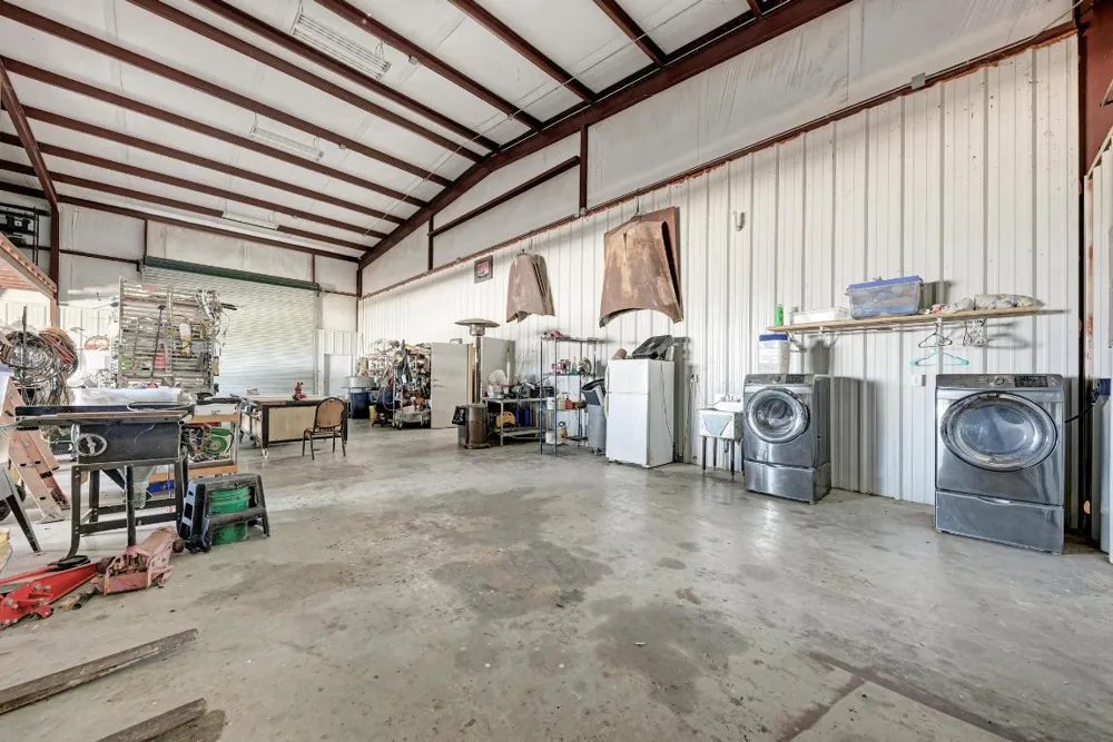 1155 County Road 304 Oglesby, TX 76561