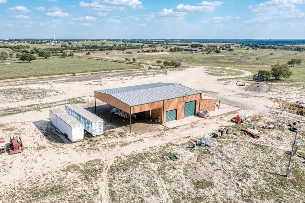 1155 County Road 304 Oglesby, TX 76561
