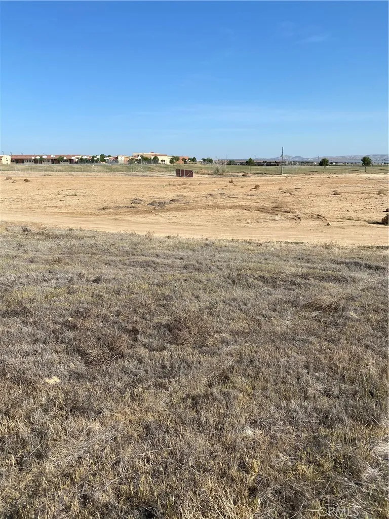 9800 Kern Canyon Road Bakersfield, CA 93306