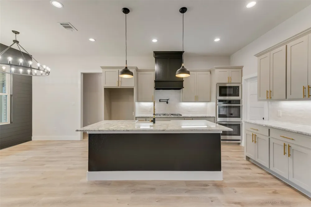 73 Dove Landing Road Valley View, TX 76272