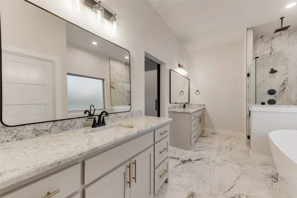 73 Dove Landing Road Valley View, TX 76272