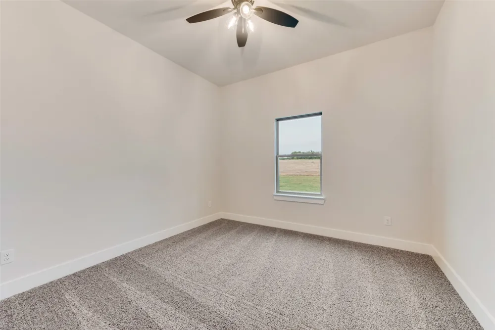 73 Dove Landing Road Valley View, TX 76272