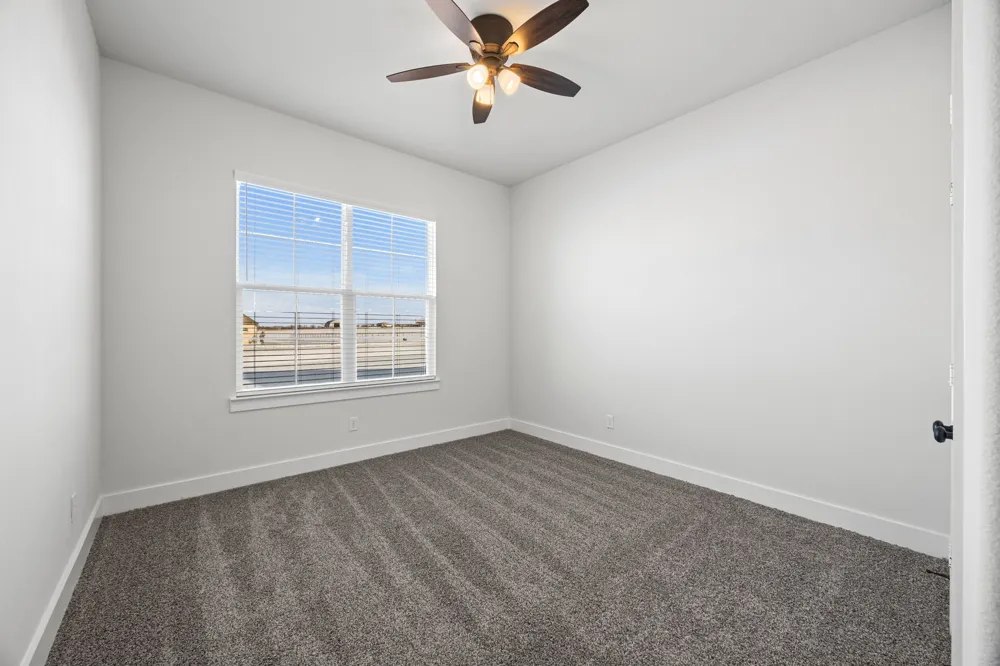 73 Dove Landing Road Valley View, TX 76272