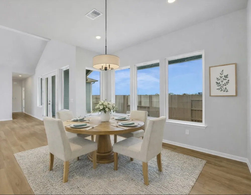 8515 Dongan Drive Austin, TX 78744
