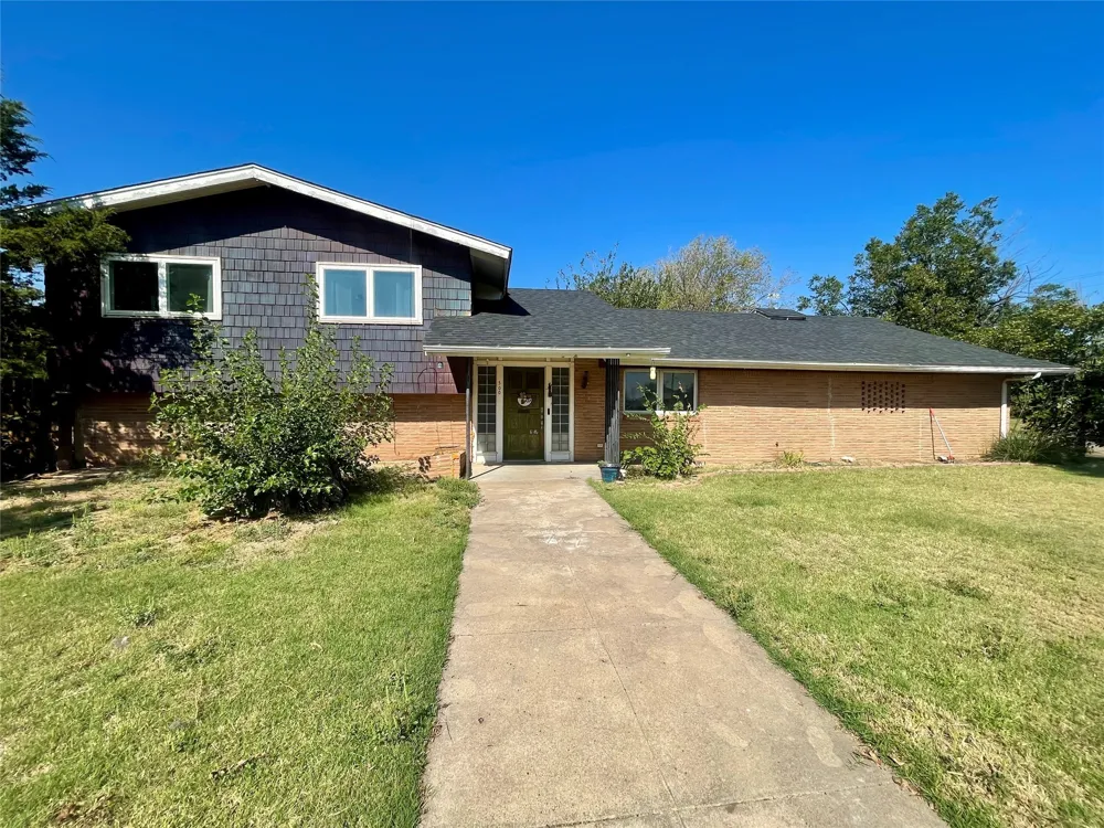 500 Green Street Quanah, TX 79252