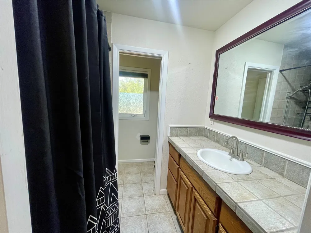 500 Green Street Quanah, TX 79252