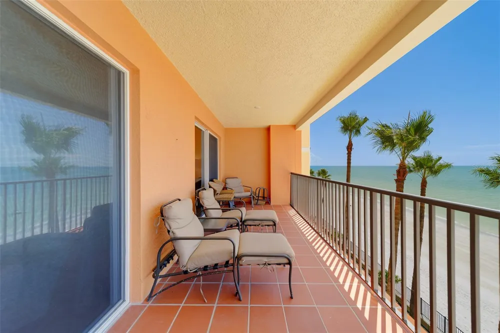 16450 GULF BOULEVARD #564 North Redington Beach, FL 33708