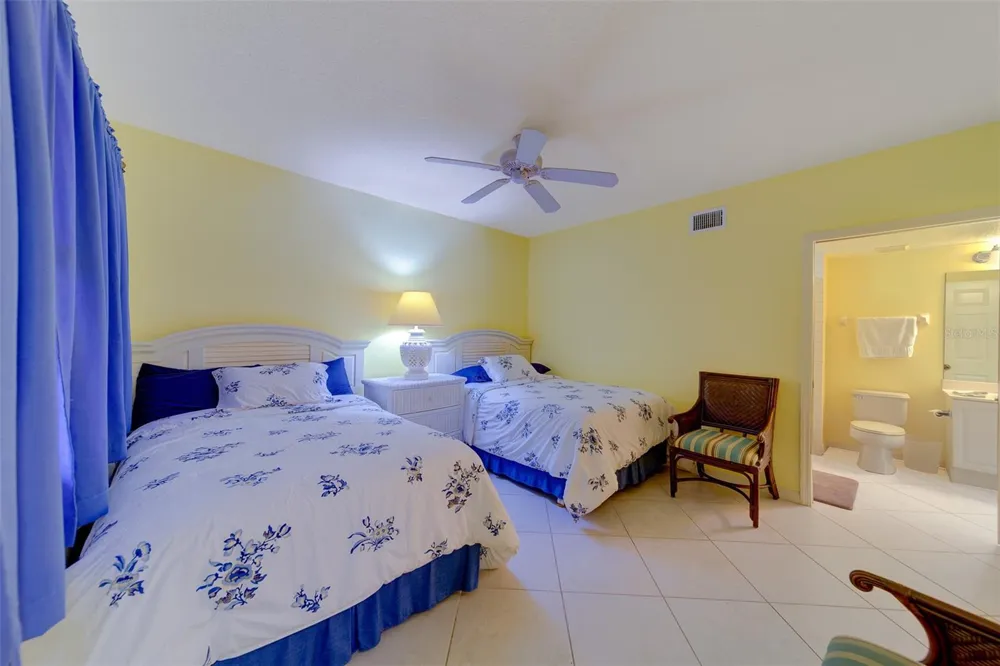 16450 GULF BOULEVARD #564 North Redington Beach, FL 33708