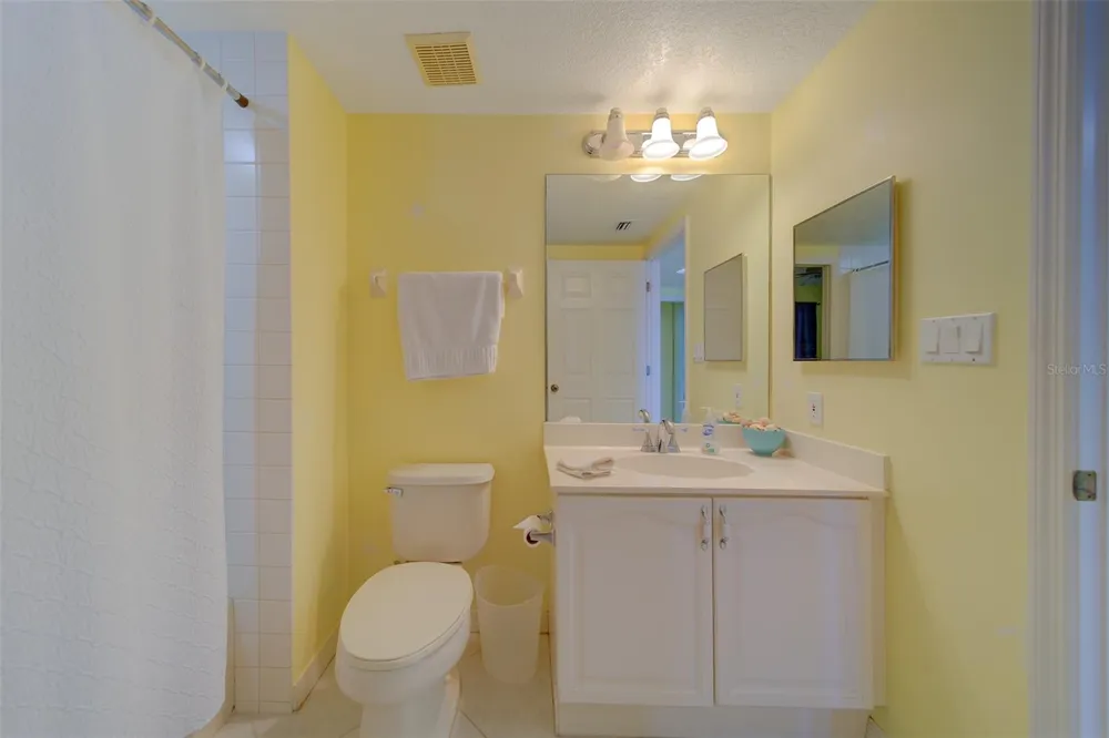 16450 GULF BOULEVARD #564 North Redington Beach, FL 33708