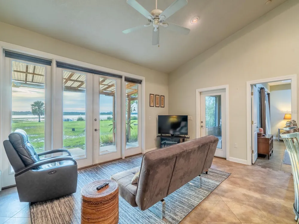 25212 E HIGHWAY 316 Salt Springs, FL 32134