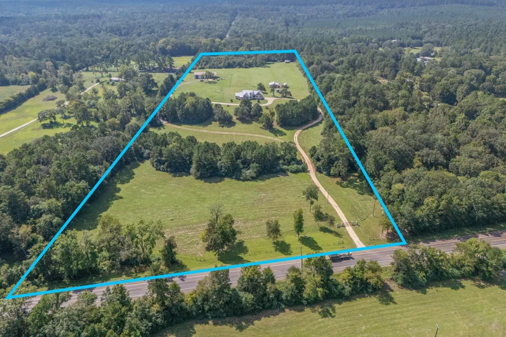 8800 State Highway 150 W Coldspring, TX 77331