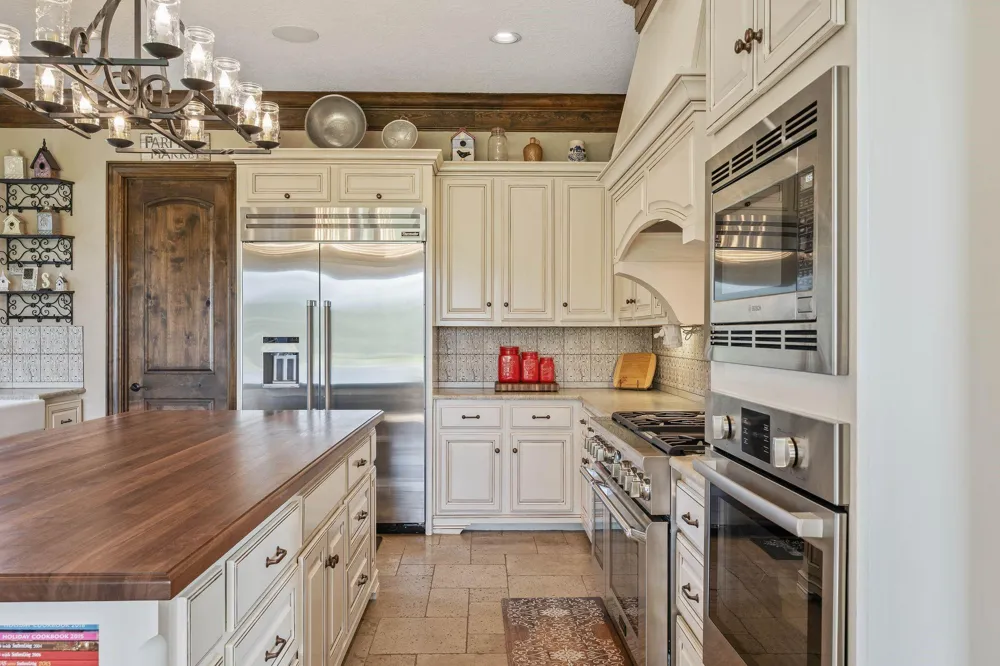 8800 State Highway 150 W Coldspring, TX 77331