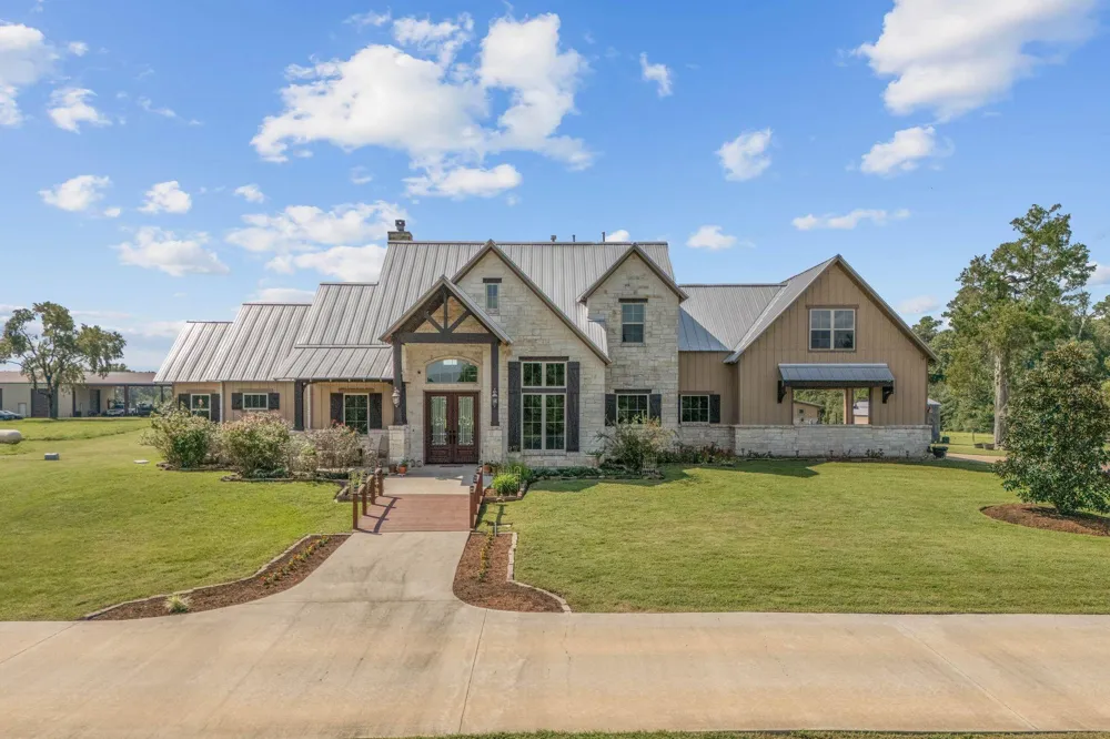 8800 State Highway 150 W Coldspring, TX 77331