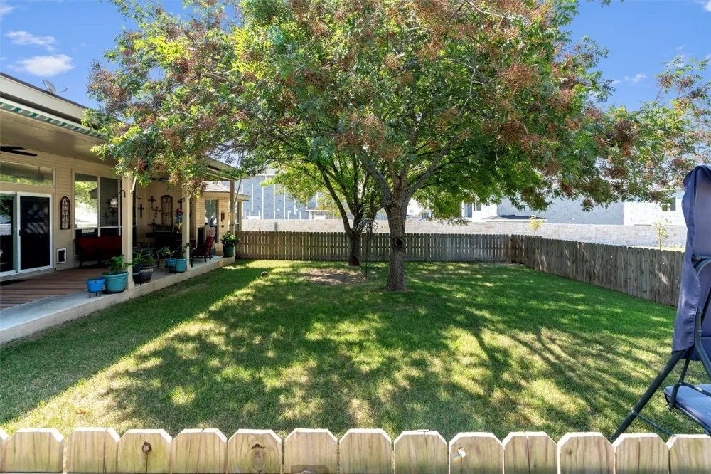 8010 County Road 110 Road Round Rock, TX 78665