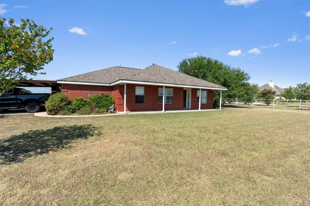 8010 County Road 110 Road Round Rock, TX 78665