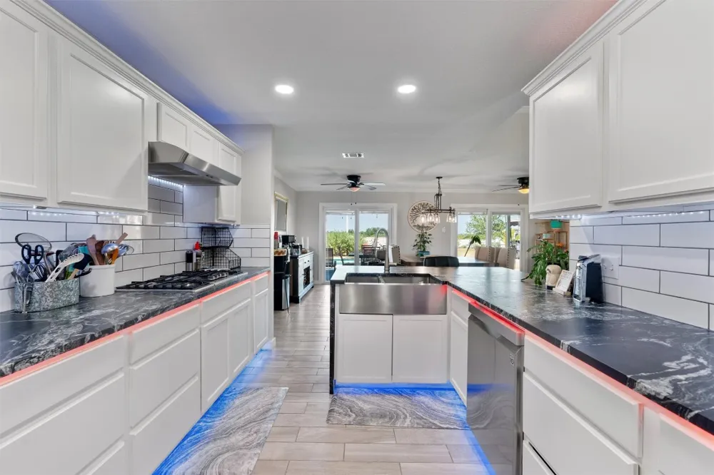 8000 County Road 110 Road Round Rock, TX 78665