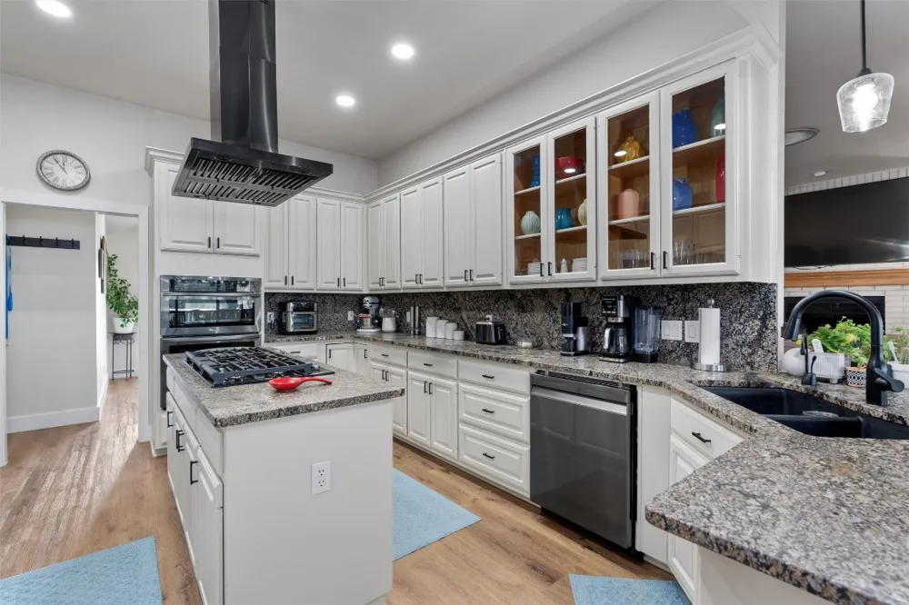 8000 County Road 110 Road Round Rock, TX 78665