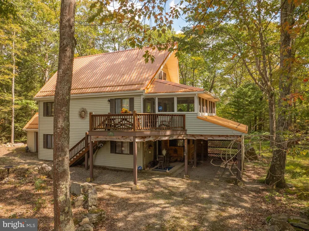961 CEDAR LANE Oakland, MD 21550
