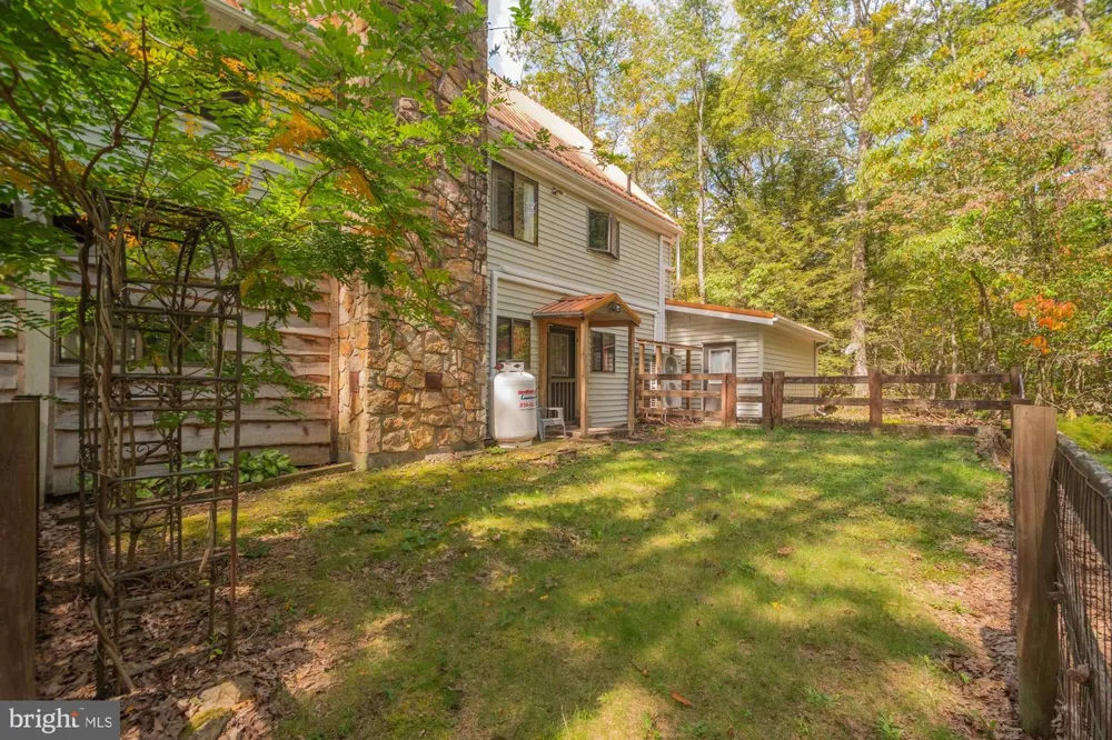 961 CEDAR LANE Oakland, MD 21550