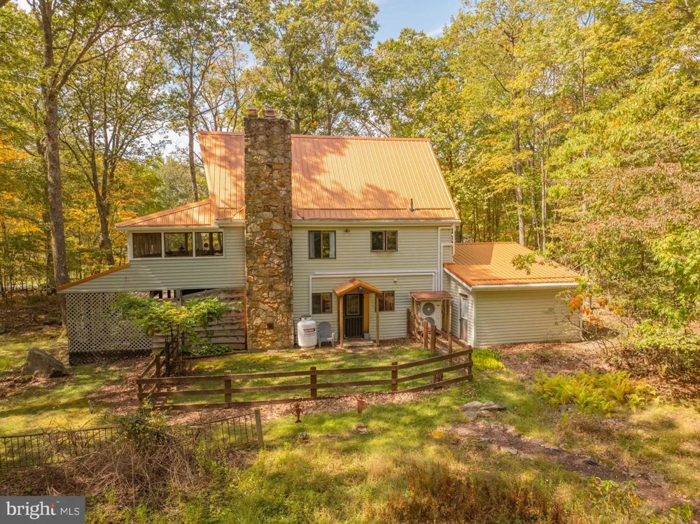 961 CEDAR LANE Oakland, MD 21550