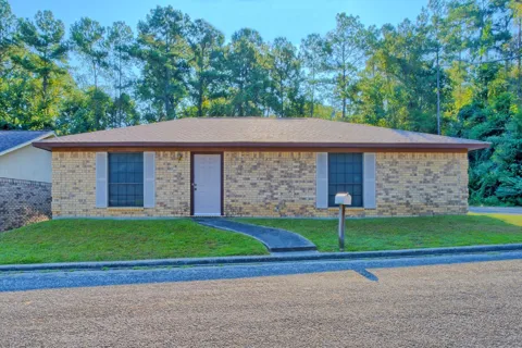 1000 Crestline Lane