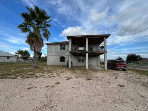 422 Dove Street