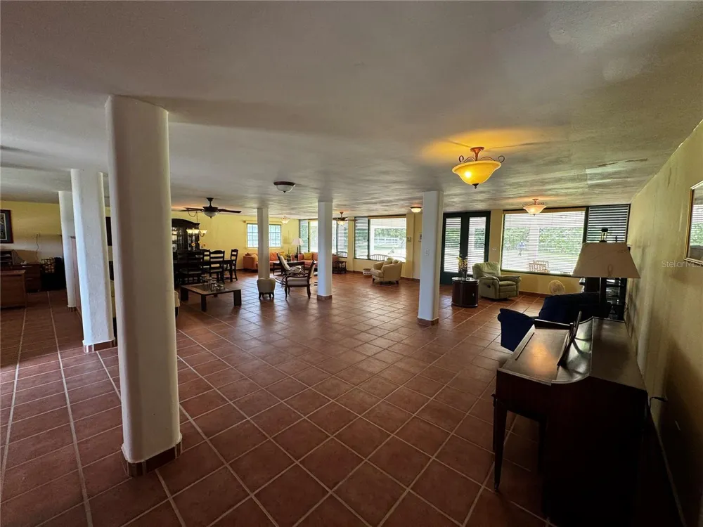 Ave. Hacienda Margarita URB. HACIENDA MARGARITA #8 Luquillo, PR 00773