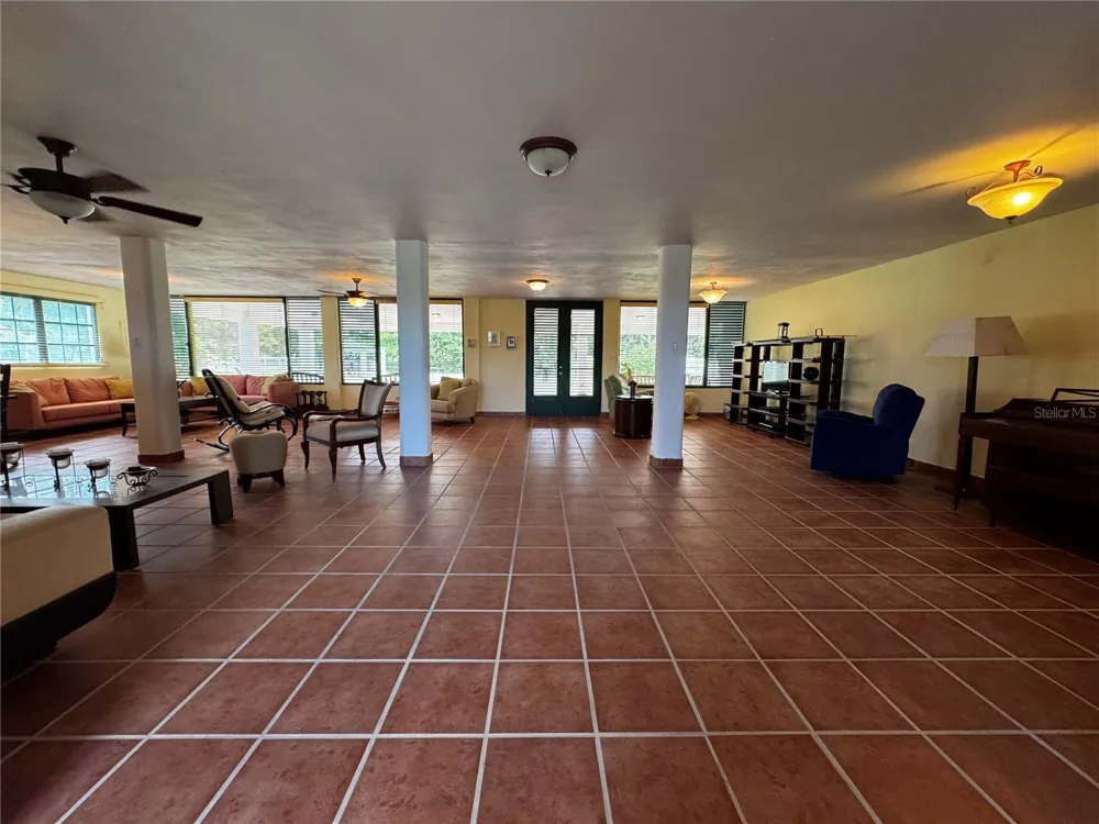 Ave. Hacienda Margarita URB. HACIENDA MARGARITA #8 Luquillo, PR 00773