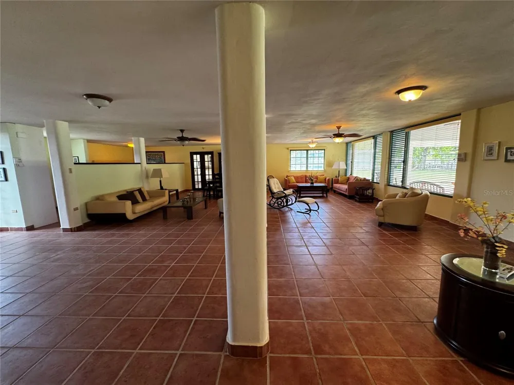 Ave. Hacienda Margarita URB. HACIENDA MARGARITA #8 Luquillo, PR 00773