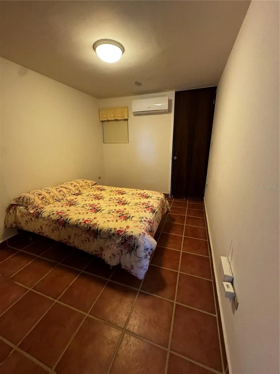 Ave. Hacienda Margarita URB. HACIENDA MARGARITA #8 Luquillo, PR 00773