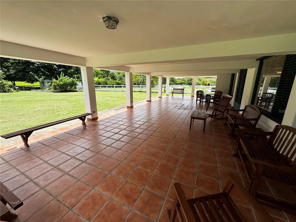 Ave. Hacienda Margarita URB. HACIENDA MARGARITA #8 Luquillo, PR 00773