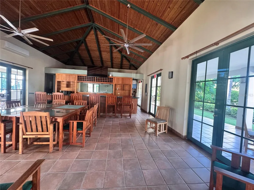 Ave. Hacienda Margarita URB. HACIENDA MARGARITA #8 Luquillo, PR 00773