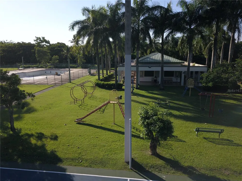 Ave. Hacienda Margarita URB. HACIENDA MARGARITA #8 Luquillo, PR 00773