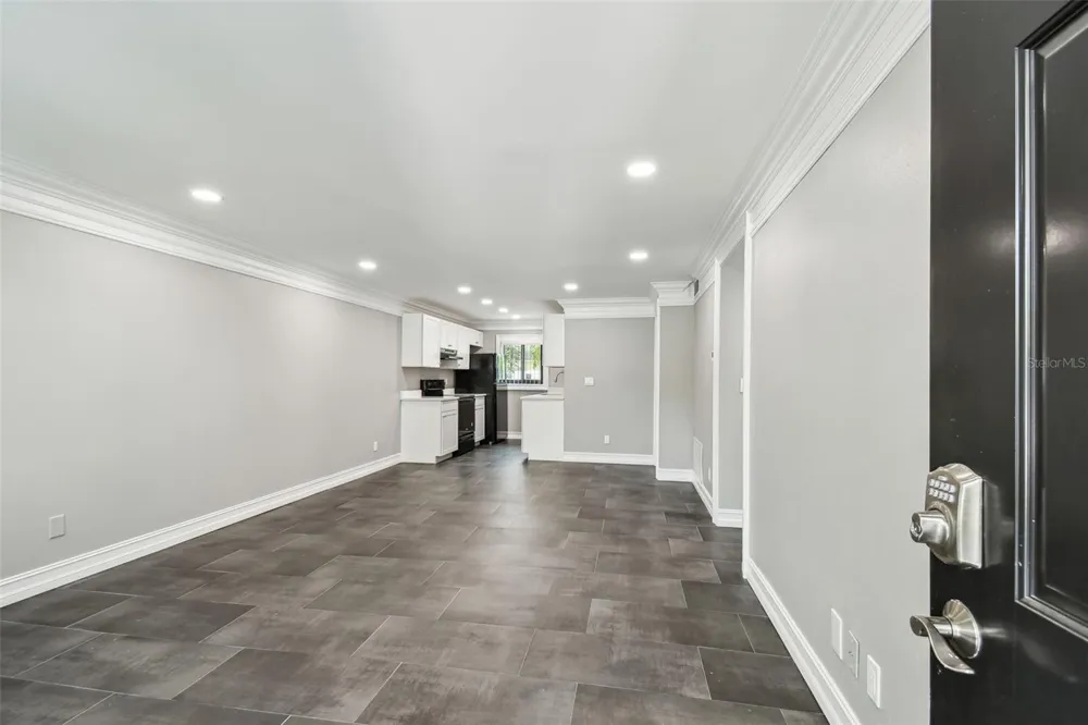 2942 W BAY DRIVE #2 Belleair Bluffs, FL 33770