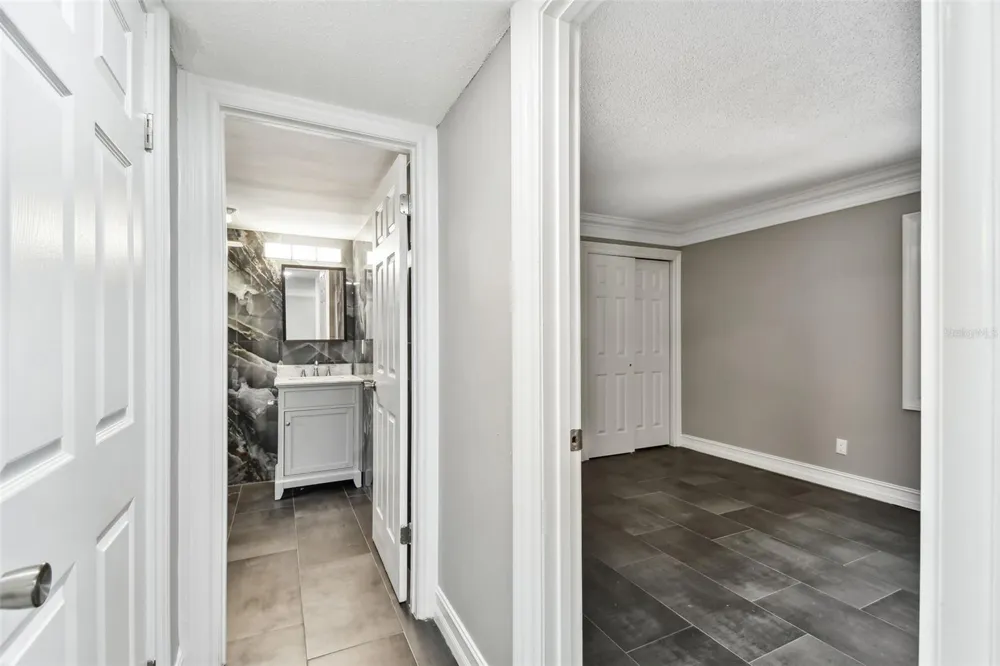 2942 W BAY DRIVE #2 Belleair Bluffs, FL 33770