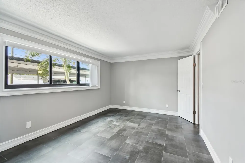 2942 W BAY DRIVE #2 Belleair Bluffs, FL 33770