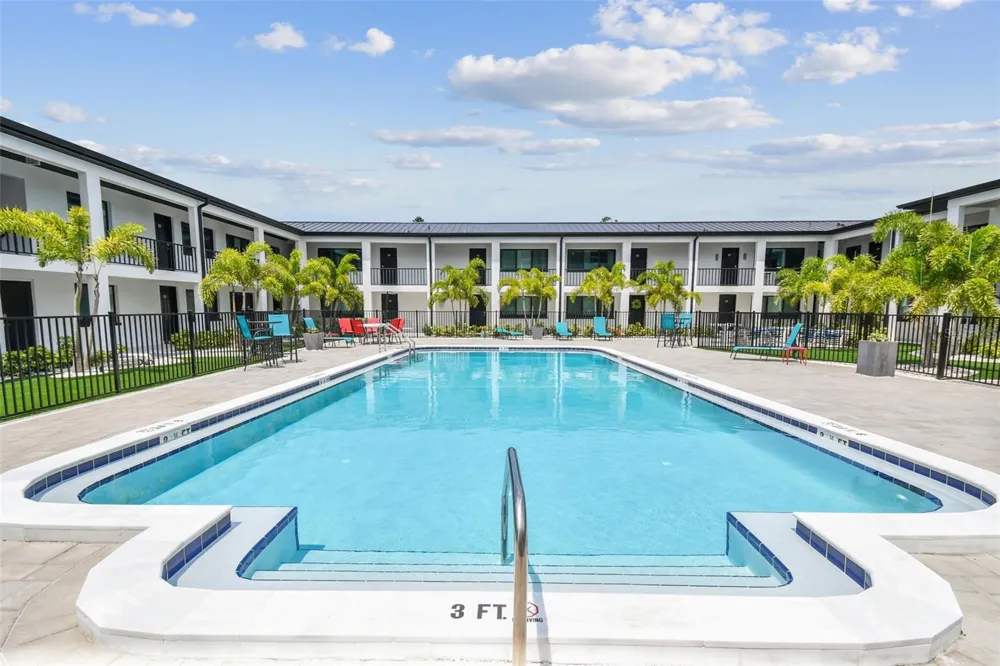 2942 W BAY DRIVE #2 Belleair Bluffs, FL 33770