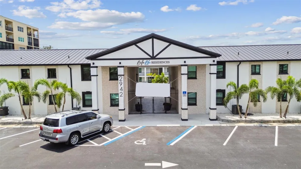 2942 W BAY DRIVE #2 Belleair Bluffs, FL 33770