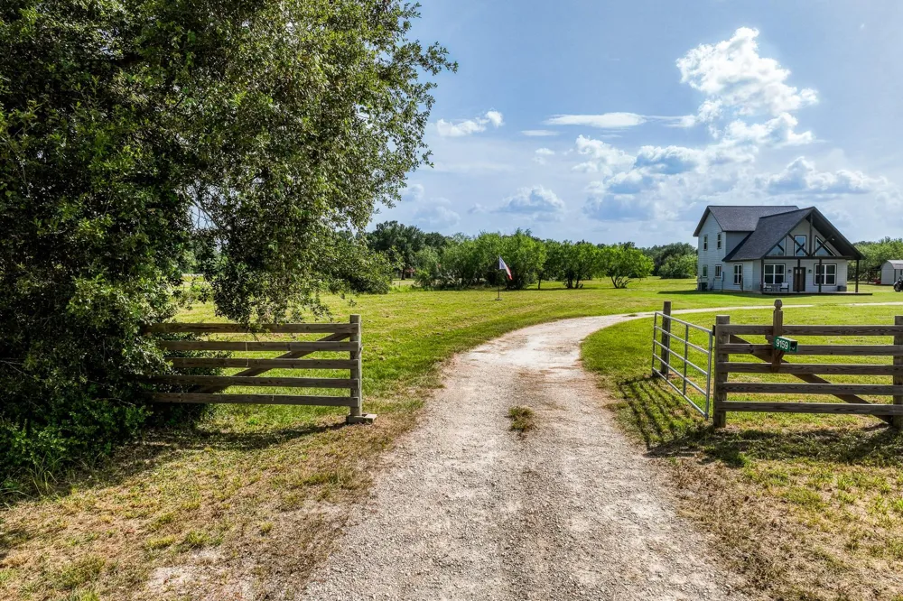 9159 Fm 1362 Caldwell, TX 77836