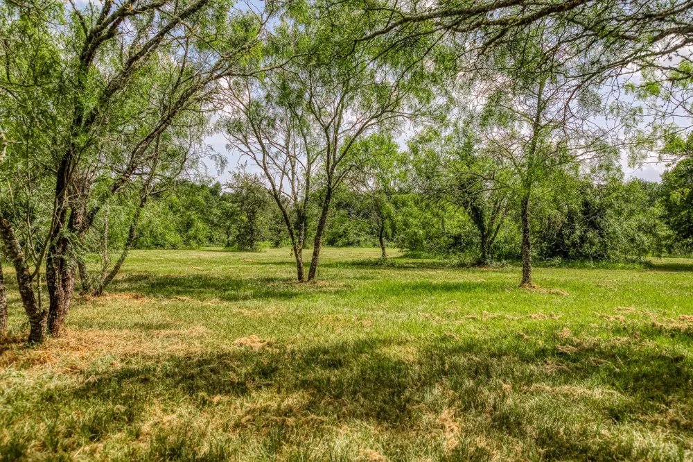 9159 Fm 1362 Caldwell, TX 77836