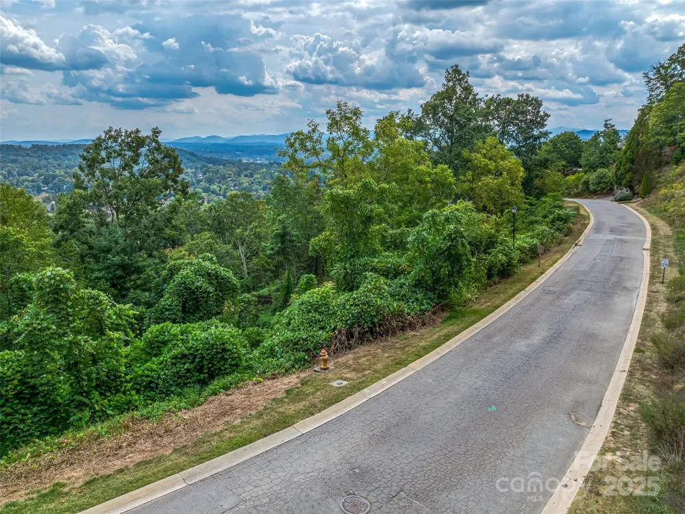 147 Senator Reynolds Road Asheville, NC 28804